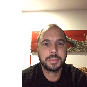 Profile photo of Carlos Eduardo Oliveira